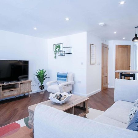 25 Captains Walk - 1 Bedroom Apartment - Сондерсфут Экстерьер фото