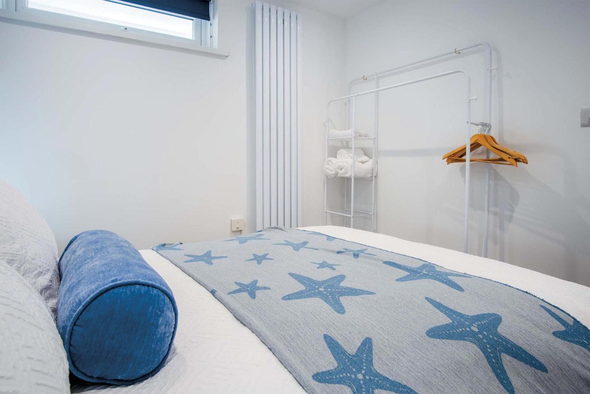 25 Captains Walk - 1 Bedroom Apartment - Сондерсфут Экстерьер фото